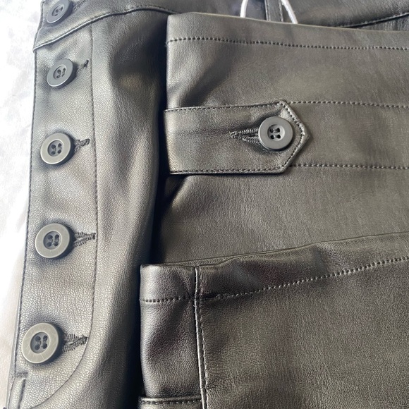 Pistola sz 18W Black Faux Leather Straight Leg High Waist Cropped Pants - Picture 7 of 12